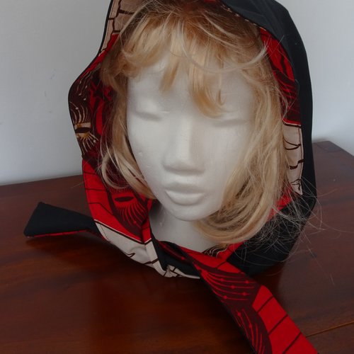 Echarpe capuche imperméable mamie revisitée