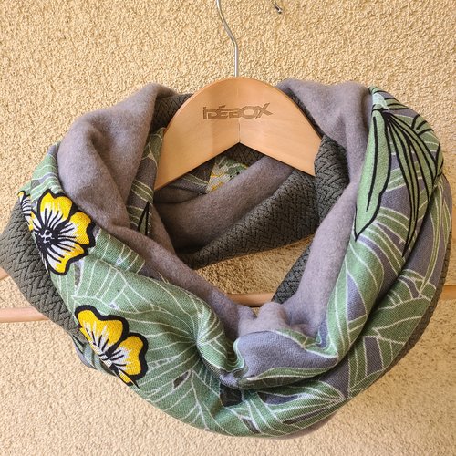 Snood femme fleurs kaki clair