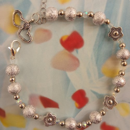 Bracelets en perles argenté, pendentif coeur à personnaliser - mariée, mariage, cortège, demoiselles d'honneur - personnalisable