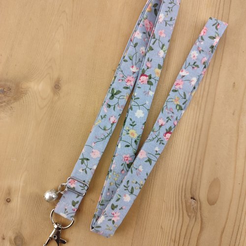 Cordon téléphone en tissu bleu à fleurs - tour de cou, dragonne, lanière, corde, lien portable, porte clés badge, cadeau