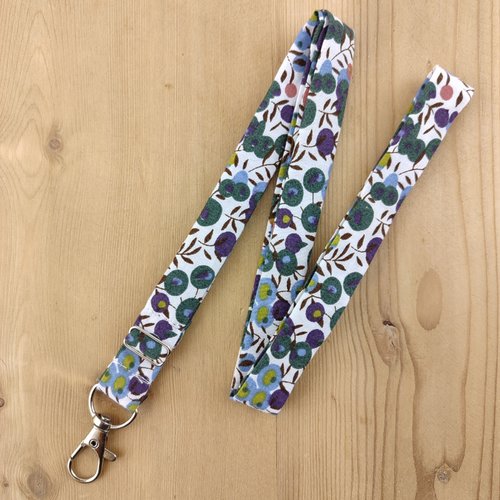 Dragonne porte badges tissu wiltshire vert à motif -  tour de cou, cordon téléphone, porte clés infirmière, soignant