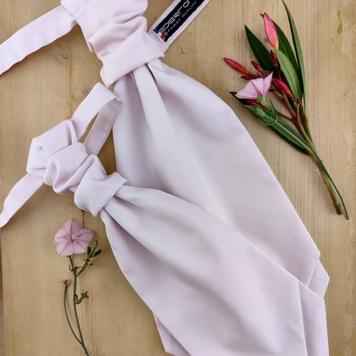 Cravate ascot lavallière rose poudré pour mariage, cérémonie - pochettes tissu / boutons de manchette assorties