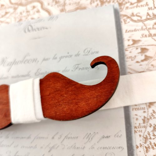 Noeud papillon moustache bois et tissu ivoire – style original - personnalisable - accessoire homme - mariage, cérémonie, soirée