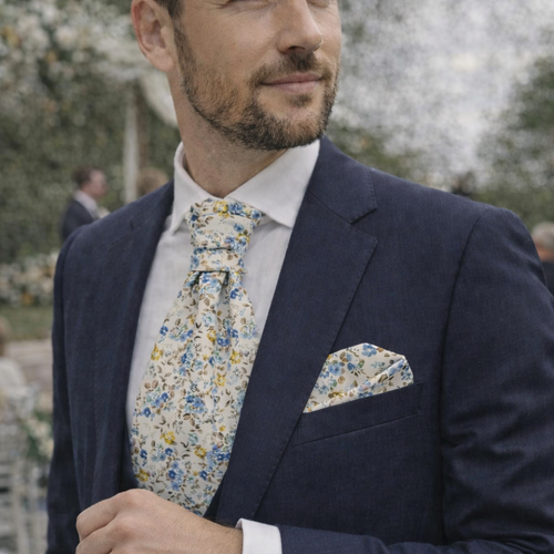 Cravate ascot lavallière tissu floral bleu / pochettes tissu / boutons de manchette assorties - accessoire maraige, cérémonie