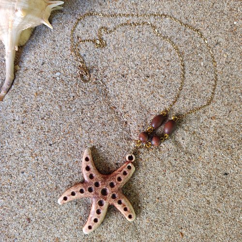 Collier étoile de mer en résine et perles en bois - style bohème marin ederton