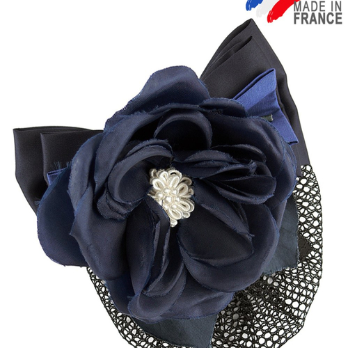 Résille cheveux bleu marine montée sur barrette - chignon