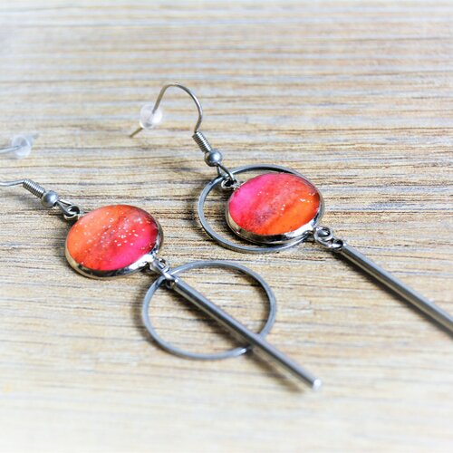 Boucles d'oreille asymétriques orange rose boucles d'oreille argent inversées boucles d'oreille pendantes géométrique anneau tige