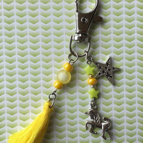 Porte clés / bijou de sac licorne jaune