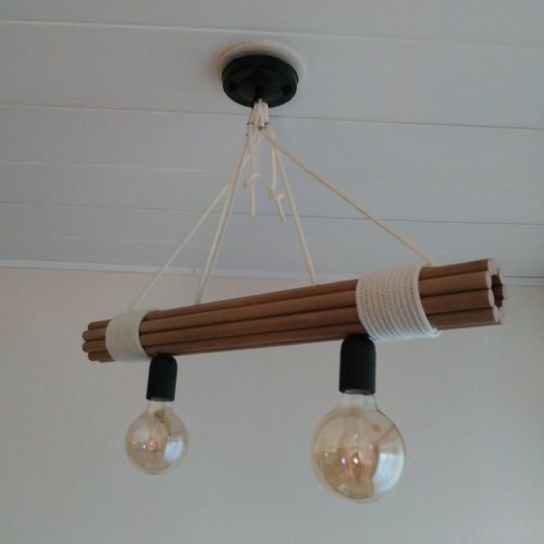 Lampe, luminaire, suspension, lustre, plafonnier, décoration intérieur, lampe de création.
