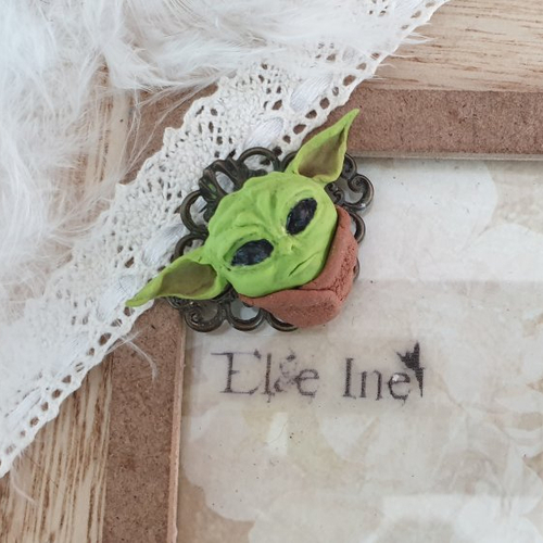 Pendentif Bebe Yoda En Polymere Un Grand Marche