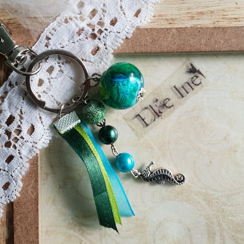 Bijoux pour sac à main entre terre et mer