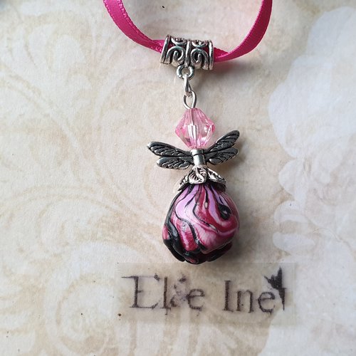 Collier fée/ange fleur rose en polymère