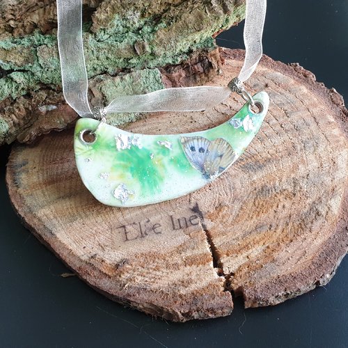 Collier nature et papillon en polymère