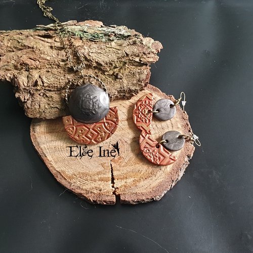 Collier ethnique bronze et cuivre en polymère