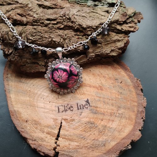 Collier camé fleurie rose et noir en polymère
