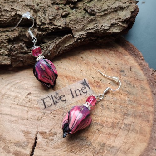 Boucles d'oreille fleur rose en polymère