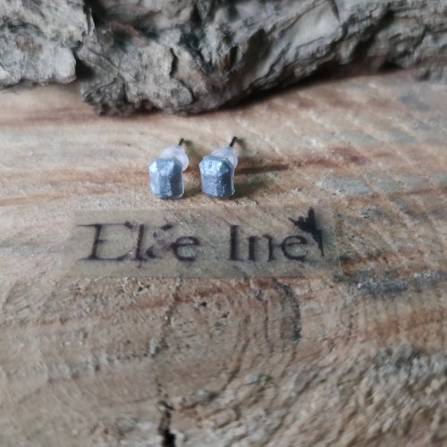 Boucles d'oreille puce en résine, diamant rectangle argenté