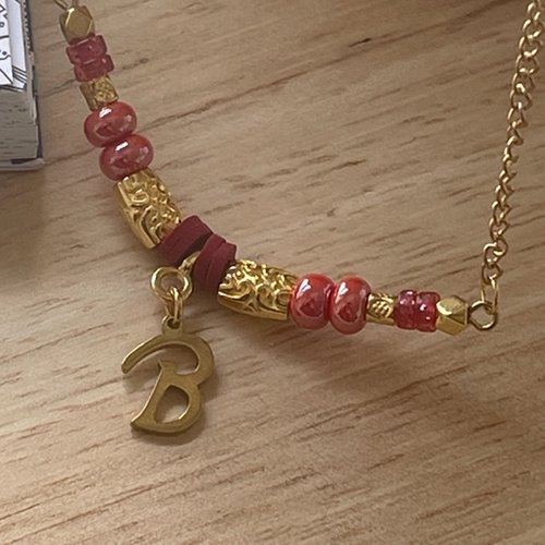 Collier pendentif alphabet