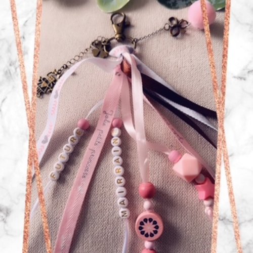 Porte clés / bijou de sac message "future marraine"