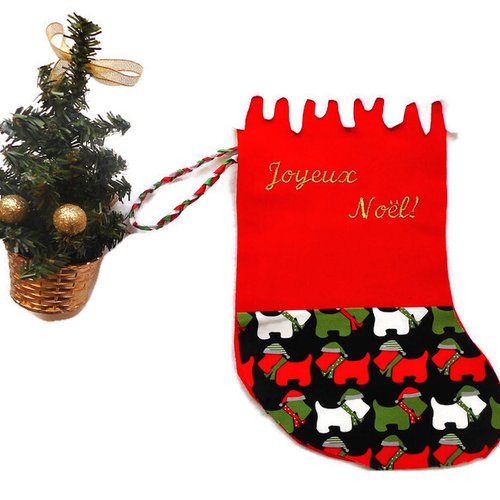 Botte/chaussette de noël pour chien, cadeau personnalisé scottish dog déguisés, broderie "joyeux noël + nom", feutrine rouge