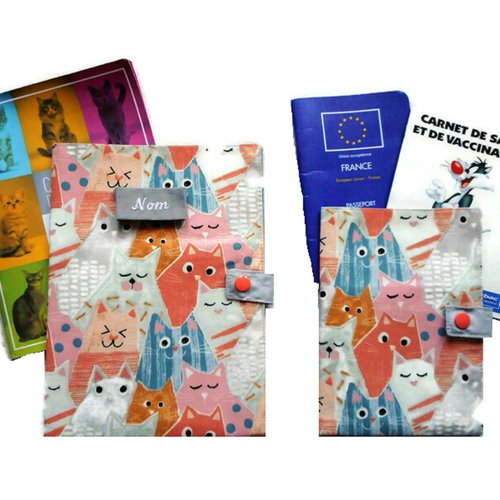 Couverture de carnet de santé pour chats, protège passeport, chats rose, orange, gris et bleu, nom brodé