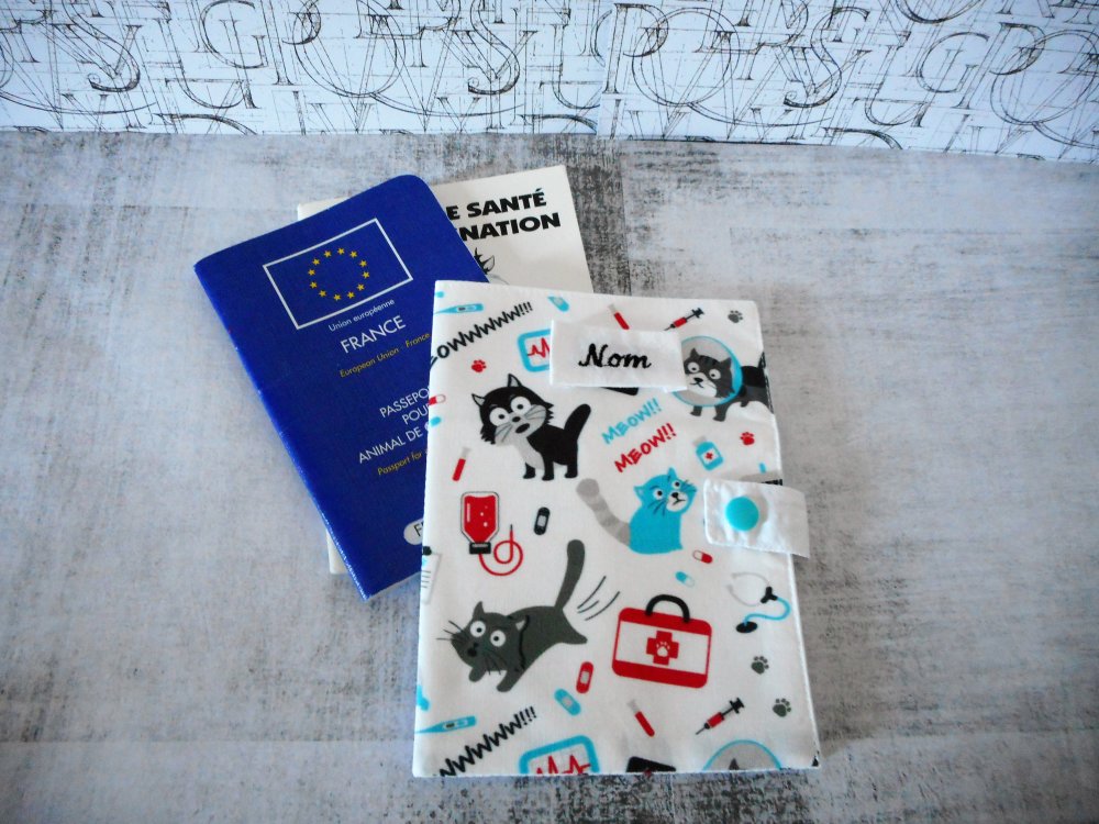 Protège carnet animaux pour chien ou chat, housse protection carnet de santé,  en tissu coton -  France