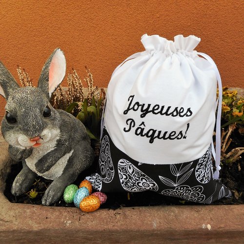 Sac cadeau pâques, pochon chasse aux oeufs de pâques, sac coton, oeufs fleurs noir et blanc
