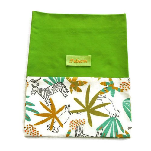 Sac à doudou ou chaussons personnalisé, enfant bébé, sac ecole maternelle crèche, coton vert singe et zèbre