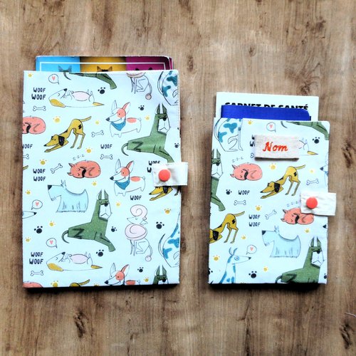 Housse de carnet de santé pour chien, protège passeport, ou range ordonnance, chiens orange kaki moutarde, nom brodé