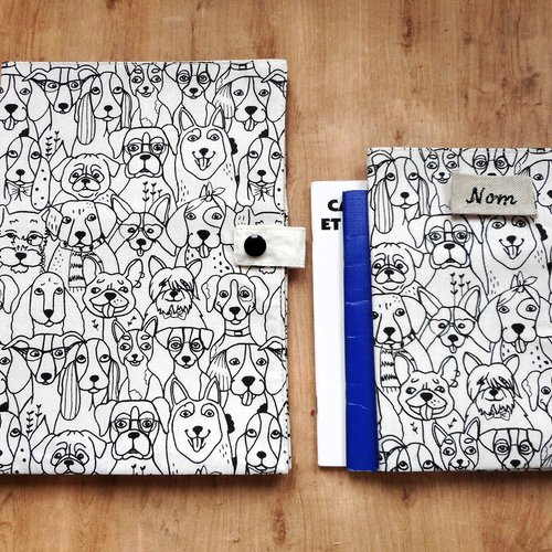 Protège carnet de santé pour chiens ou range ordonnance, etui passeport, chiens contours noirs fond ecru, nom brodé