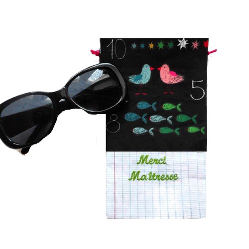Cadeau maîtresse maître d'ecole aesh asmat nounou, etui à lunettes, tableau noir, chiffres colorés, cadeau fin d'année scolaire