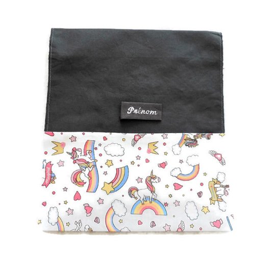 Sac à chaussons licornes arcs-en-ciel, sac ecole fille enfant, rentrée scolaire, pochon à doudou, maternelle crèche, prénom brodé