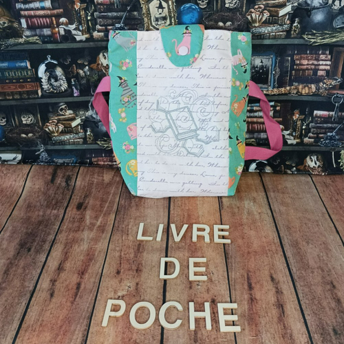 Pochette à livre de poche, housse chats chapeaux sorcières, broderie livres volutes, cadeau lecteur lectrice