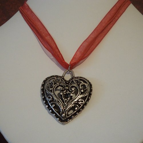Bijou fantaisie personnalisé collier et pendentif grand coeur estampe raffinée, idée cadeau st valentin, fête des mères