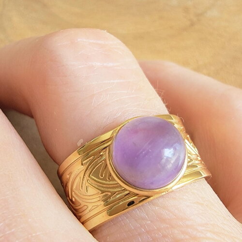Bague ajustable améthyste et acier inoxydable doré – bijou pierre naturelle