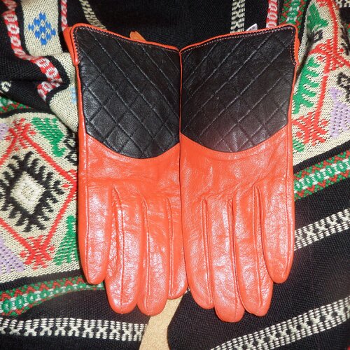 Noel cadeaux x 2 écharpe artisanale ethnique mexicain fait main + gants cuir  rouge et noir matelassé style chanel  neuf et vintage