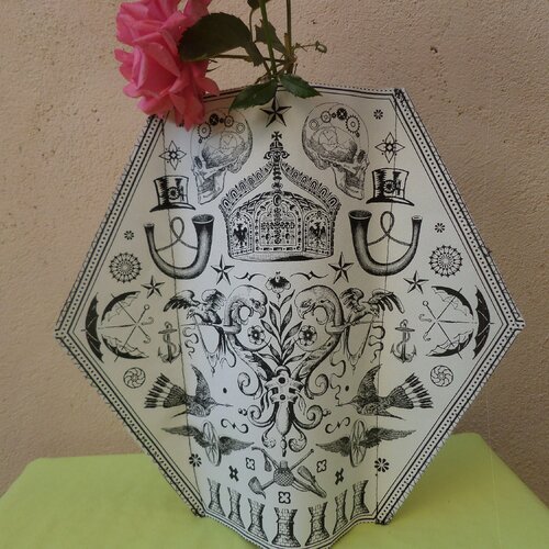 Vase octogonal couvre cache vase couronne tète de mort échiquier  carte a jouer  creation unique design france luxe h cadeaux noel