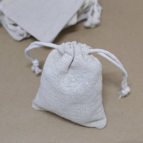 10 petits pochons écrus