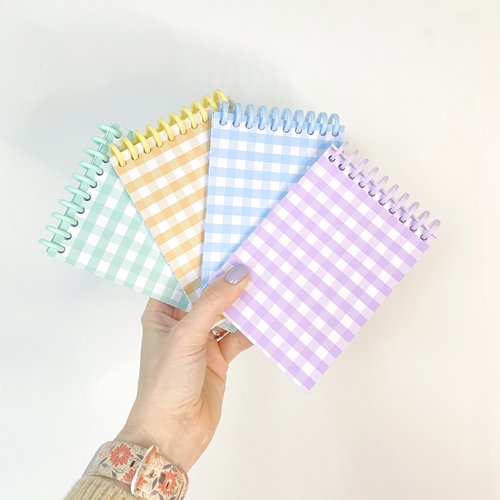 Carnet vichy a6 - vert, jaune, bleu, violet