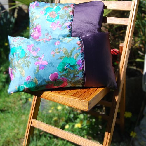 Coussin, oreiller, housse coussin, motif floral et dentelle