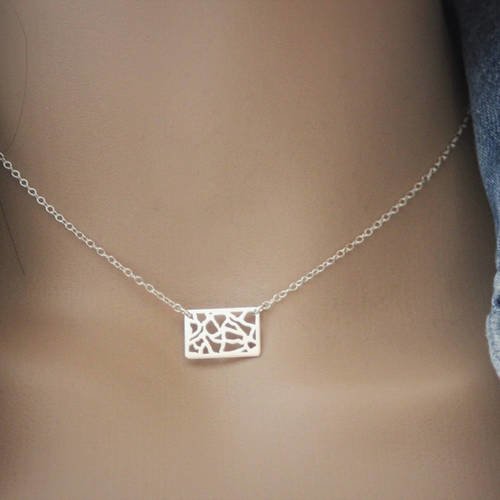 Collier argent massif breloque graphique rectangle ajouré