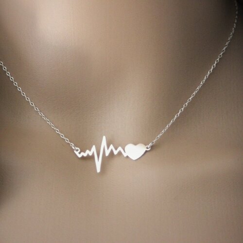 Collier fin et minimaliste en argent massif pendentif ondes rythme cardiaque et coeur