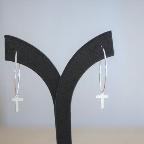 Boucles d'oreilles créoles en argent massif avec pendentif croix en argent massif