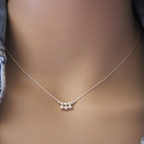 Collier minimaliste en argent massif pendentif 3 petites perles
