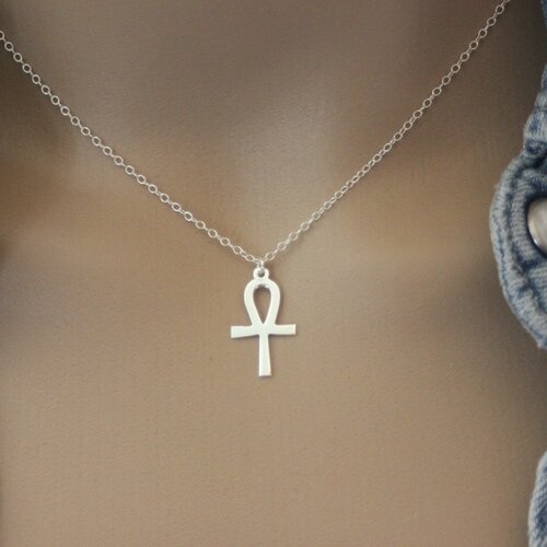 Collier en argent massif pendentif croix de vie ou croix égyptienne