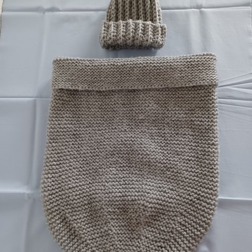 Cocon naissance chaussette emmaillotage et son bonnet layette bébé coloris gris flanelle laine oeko-tex taille 0/1 mois