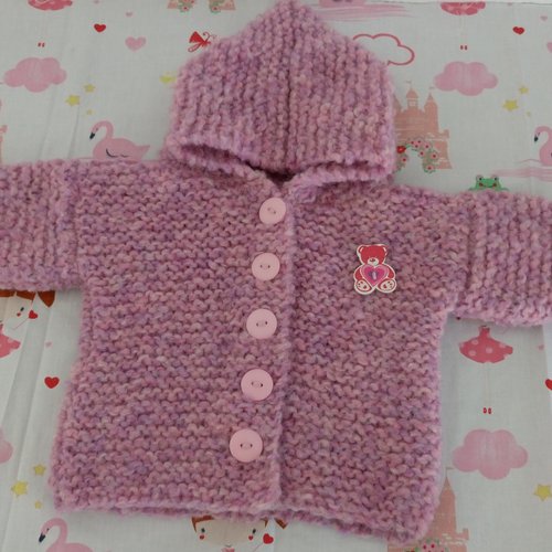 Manteau paletot layette bébé fille coloris rose chiné avec boutons rond plastique rose et bouton ourson taille 3 mois