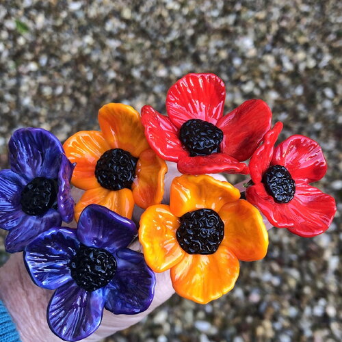 Grande taille - coquelicot opaque individuelle - verre au chalumeau fait main - fabriqué sur commande