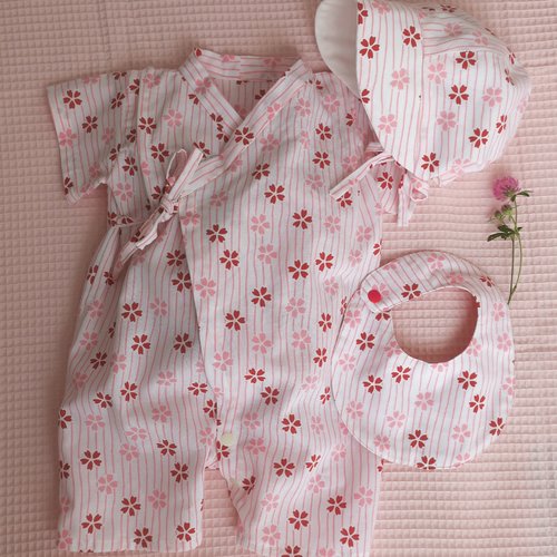 Ensemble bébé 0–3 mois en tissu japonais – fleurs de cerisier