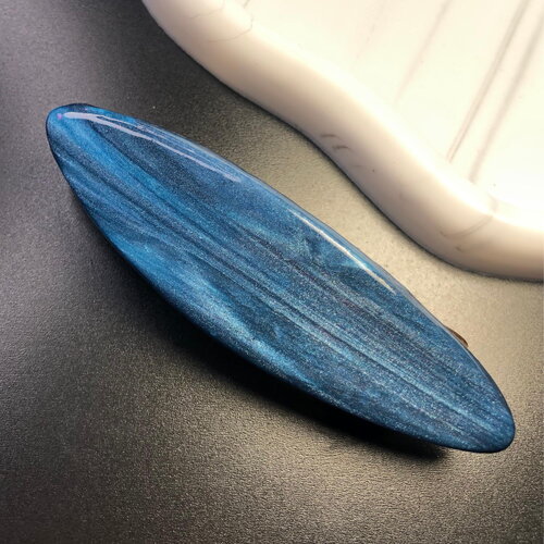 Barrette bleu fait main en résine et pâte polymère – accessoire personnalisé